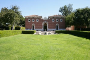 Credit_Reed_Hutchinson_01